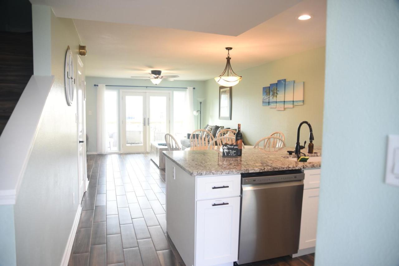 Rockport Waterfront Condo With A View Exterior foto
